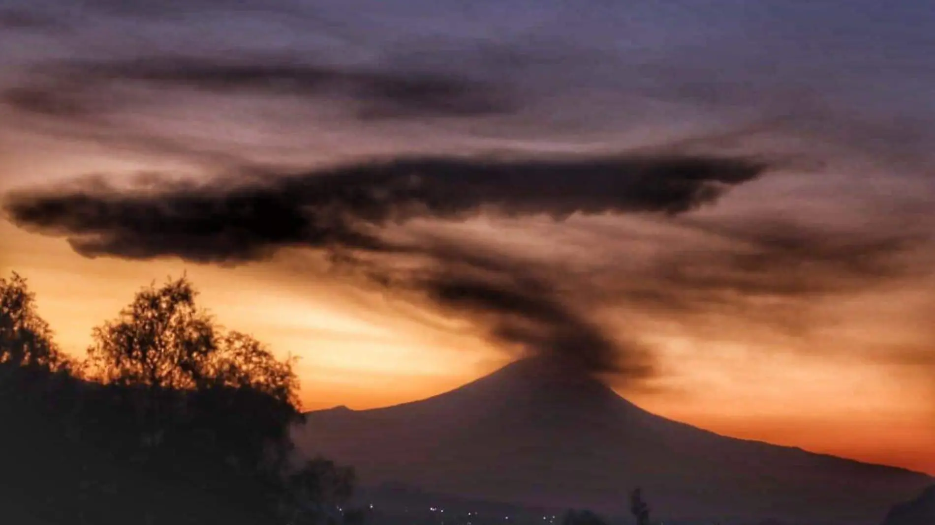 VOLCAN- IGNACIO HUITZIL